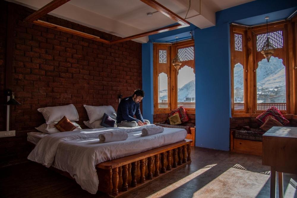 Hotel Black Sheep Bed & Breakfast Kargil Esterno foto